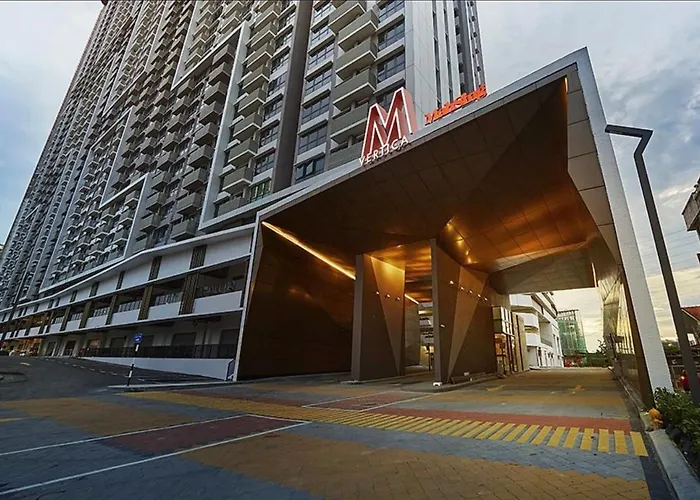M Vertica Kl Residence