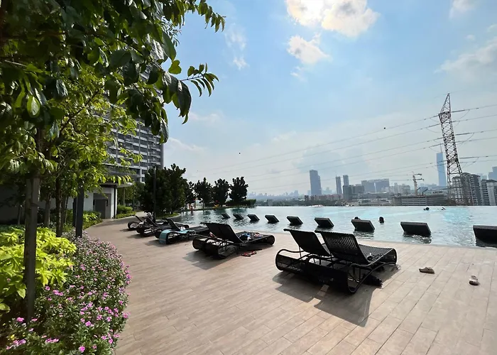M Vertica Kl Residence